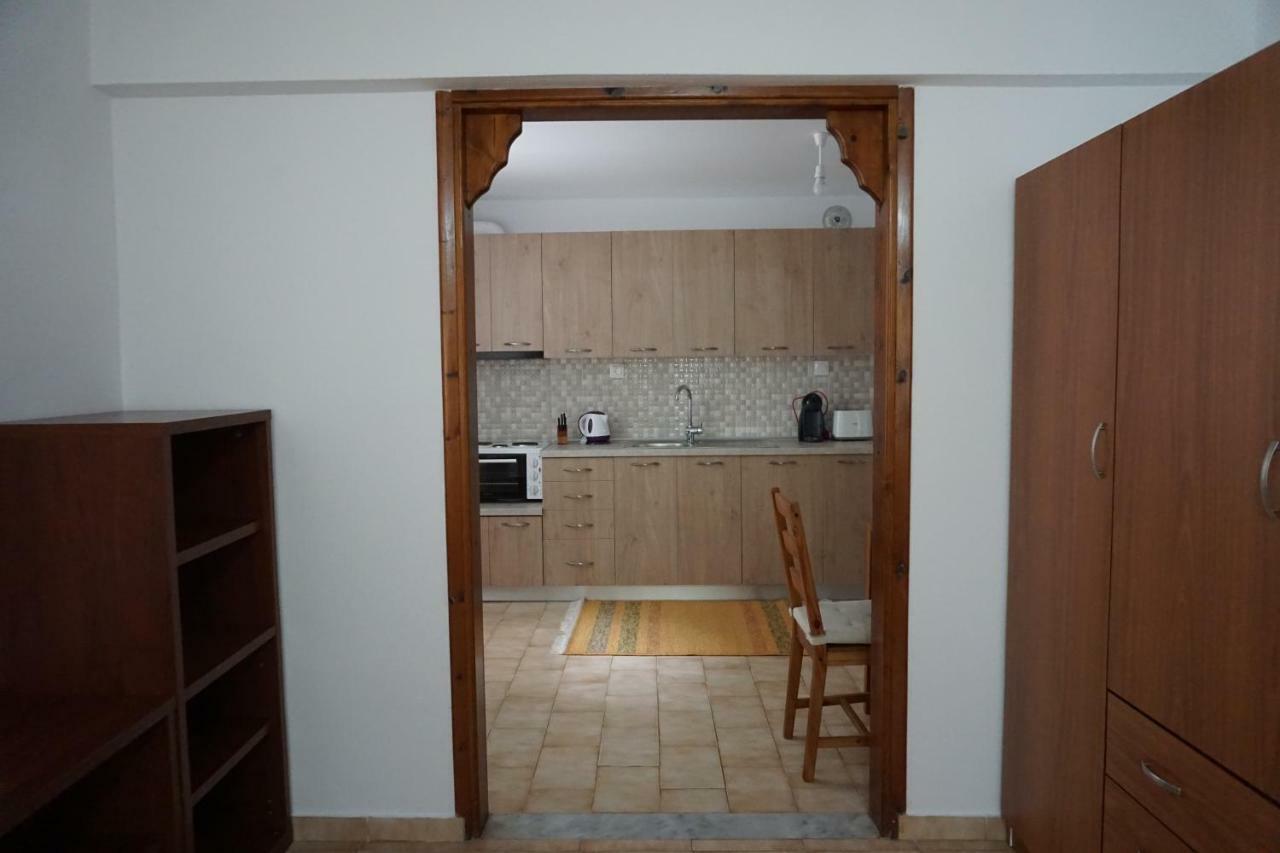 Anastasia' S Guest House Неос Мармарас Екстериор снимка