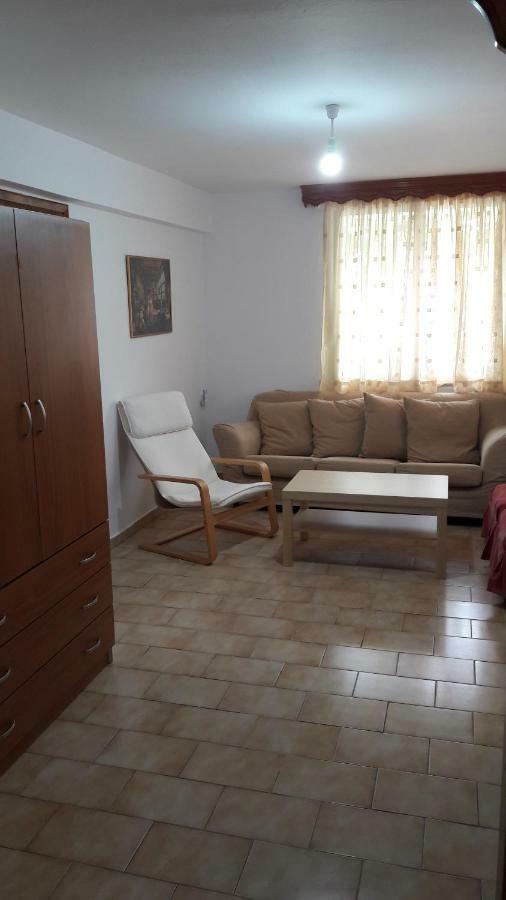 Anastasia' S Guest House Неос Мармарас Екстериор снимка