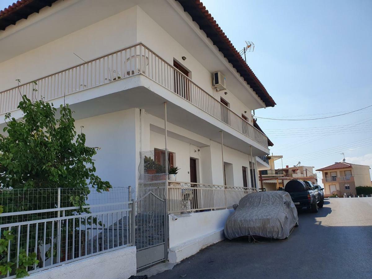Anastasia' S Guest House Неос Мармарас Екстериор снимка