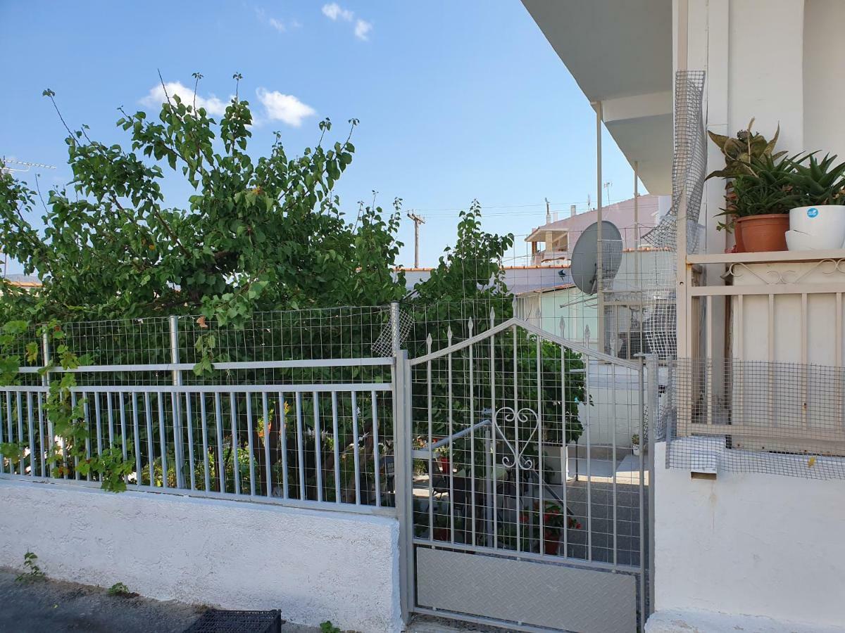 Anastasia' S Guest House Неос Мармарас Екстериор снимка